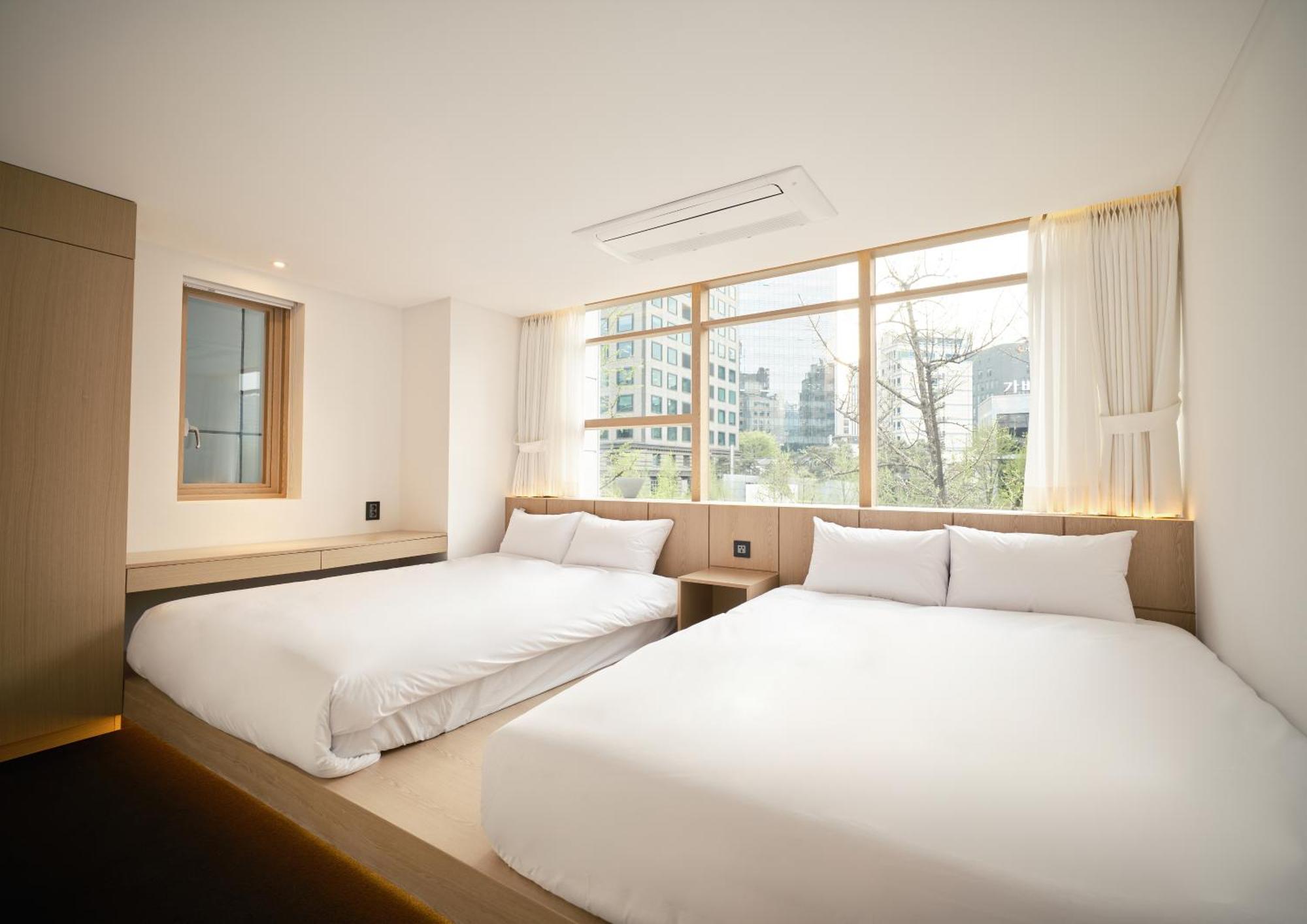 Uh Suite Seoul Deoksugung מראה חיצוני תמונה